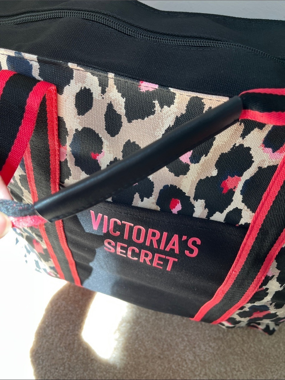 Victoria's Secret Jumbo Beach Bag - Picture 8 of 10